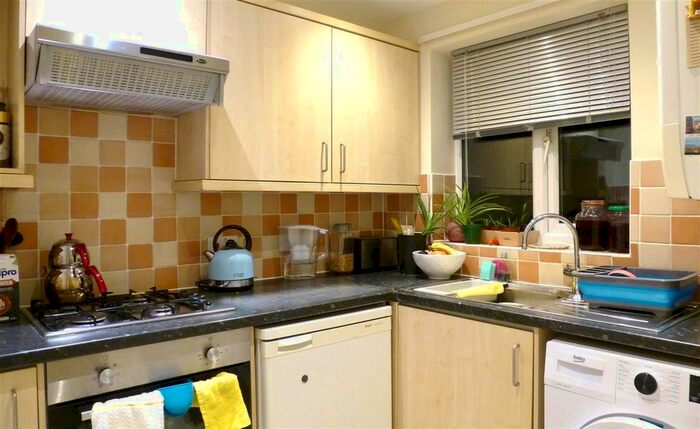 2 Bedroom Property To Rent In Duke Street, Taunton TA1