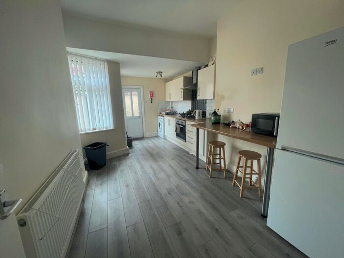 1 Bedroom Flat To Rent In Salisbury Road, Wavetree, L15