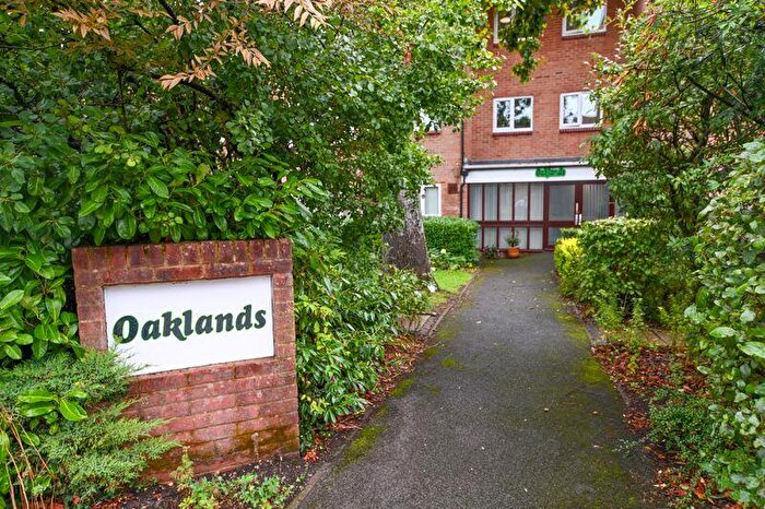 1 Bedroom Retirement Property For Sale In Holly Drive, Waterlooville, PO7