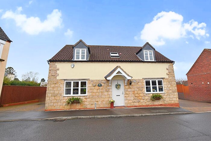 3 Bedroom Detached House For Sale In Peterson Drive, New Waltham, DN36