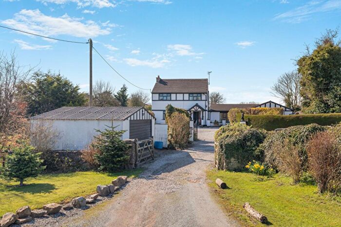 5 Bedroom Detached House For Sale In Bannel Lane, Buckley, CH7