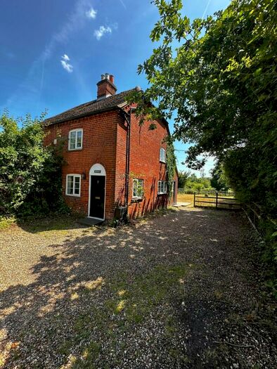 2 Bedroom Semi-Detached House To Rent In Church End, Sherfield-on-Loddon, Hook, Hampshire, RG27