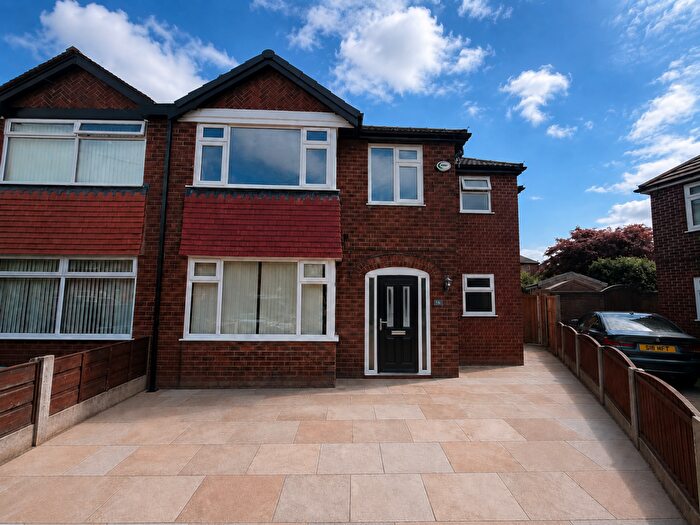 4 Bedroom Semi Detached House For Sale In Chilcote Avenue, Sale, M33
