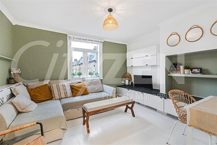 1 Bedroom Flat To Rent In West Hill, London, SW18