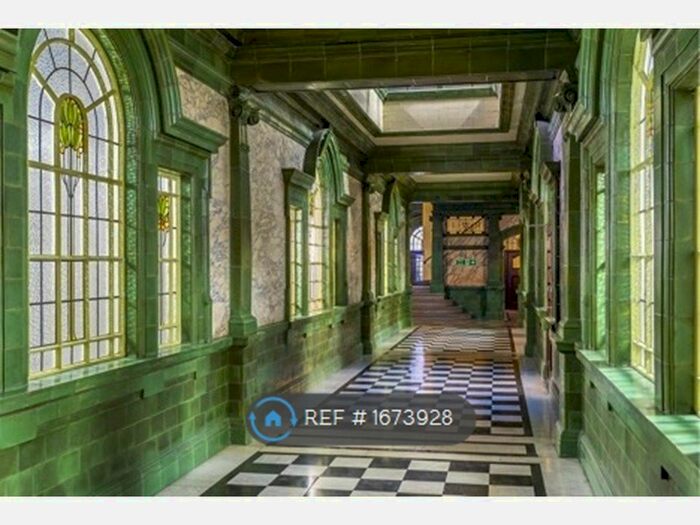 2 Bedroom Flat To Rent In Princess Street, Manchester, M1