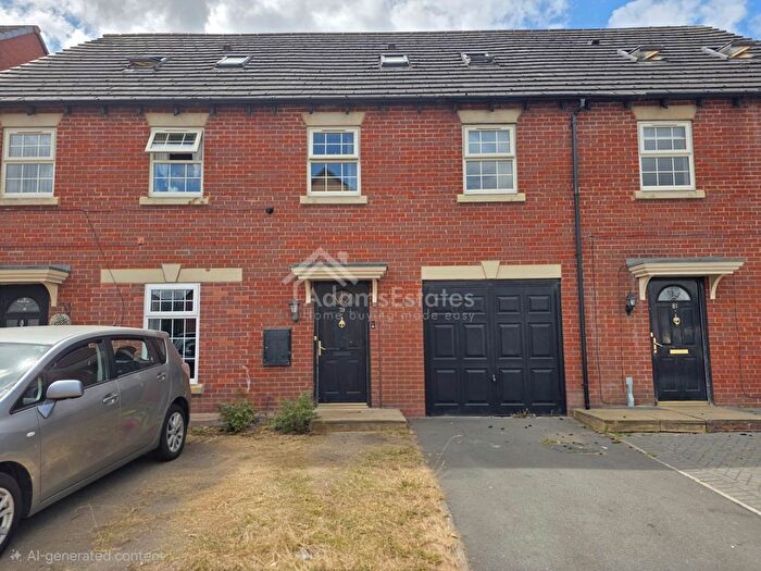 4 Bedroom Terraced House For Sale In Broomer Street, Ravensthorpe, WF13