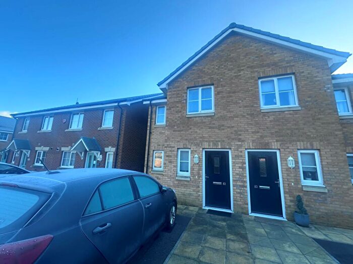 2 Bedroom Semi-Detached House To Rent In Morris Drive, Pentrechwyth, SA1