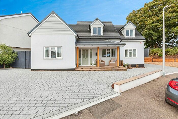 5 Bedroom Detached House For Sale In Rowland Close, Darland, Gillingham, ME7