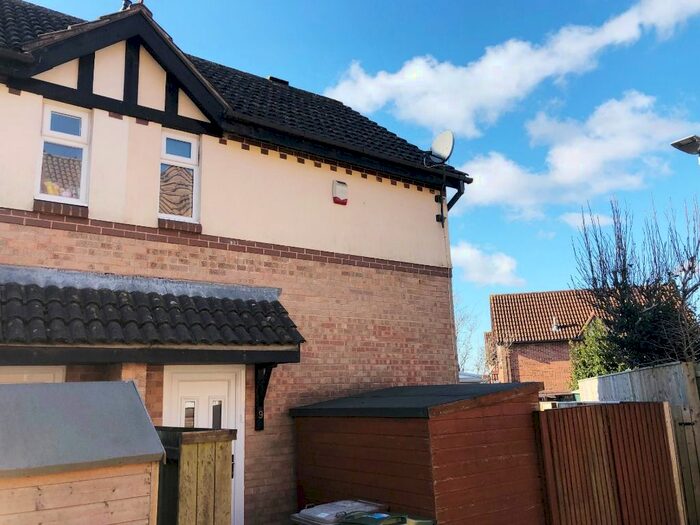 2 Bedroom Terraced House To Rent In Great Park Close, Plympton, Plymouth PL7