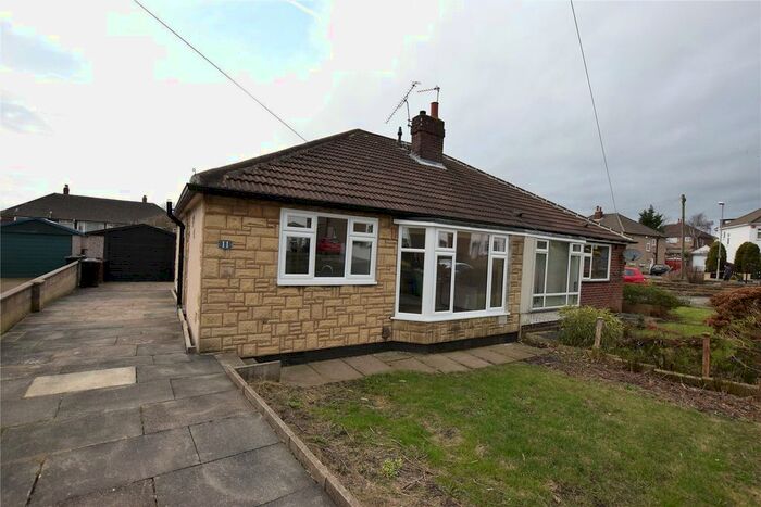 2 Bedroom Bungalow To Rent In Templegate Drive, Leeds, West Yorkshire LS15