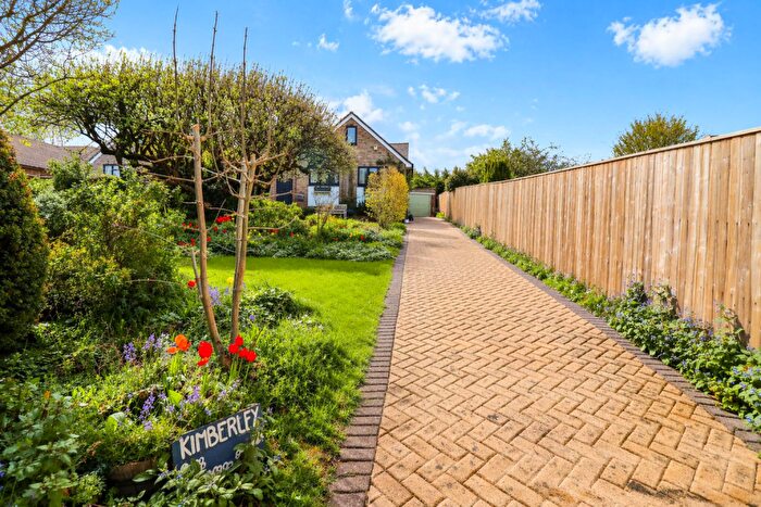 4 Bedroom Detached House For Sale In Burditch Bank, Wootton, Woodstock, OX20