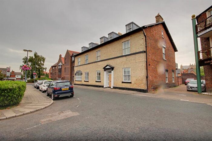 2 Bedroom Apartment For Sale In Trinity Lane, Beverley, HU17