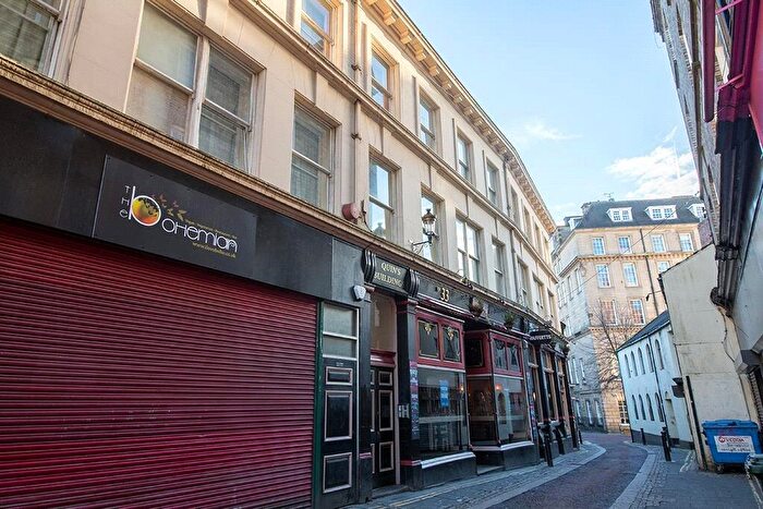 2 Bedroom Apartment To Rent In Flat Quinns Building, - Pink Lane, Newcastle Upon Tyne, NE1