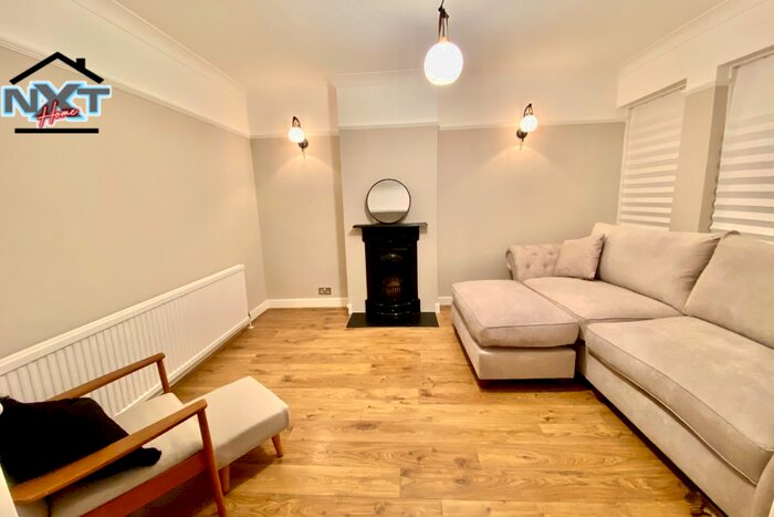 3 Bedroom Terraced House To Rent In Cloverly Road, Ongar, Essex, CM5