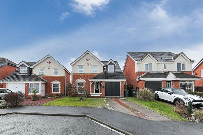 3 Bedroom Detached House For Sale In Bede Close, Holystone, NE12