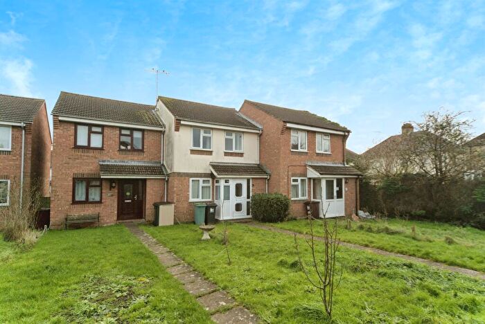 2 Bedroom Terraced House For Sale In The Paddock, Eastbourne, BN22