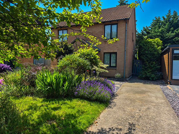 2 Bedroom Semi-Detached House For Sale In Wytherlies Drive, Stapleton, BS16