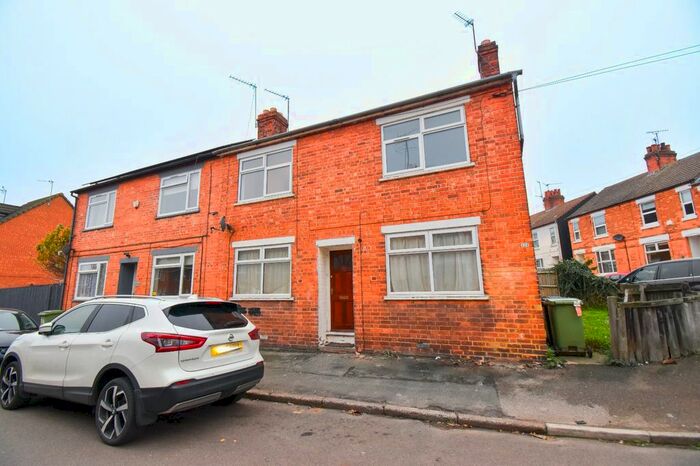 1 Bedroom Flat To Rent In Talbot Road, Wellingborough, NN8