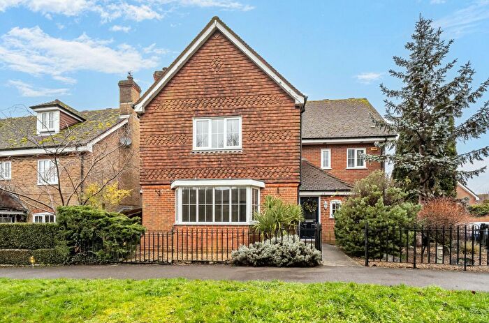 5 Bedroom Detached House For Sale In Barley View, North Waltham, Basingstoke, Hampshire, RG25