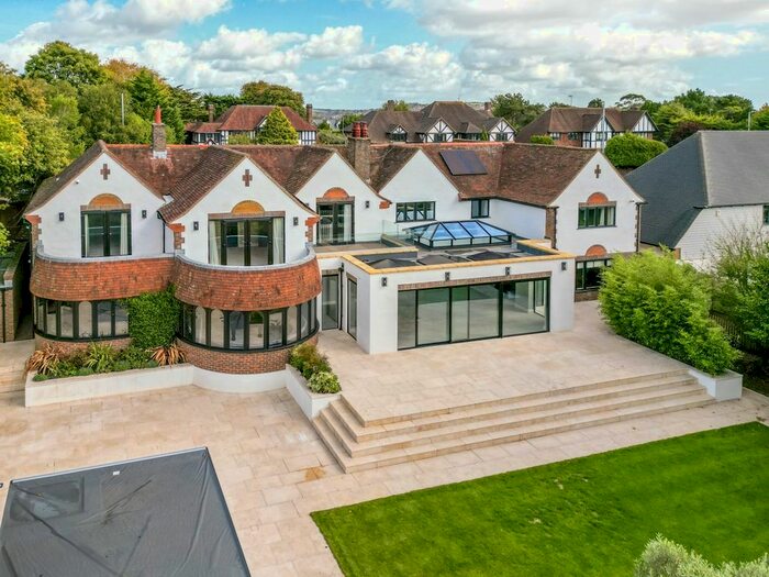 6 Bedroom Detached House To Rent In Dyke Road Avenue, Hove, BN3