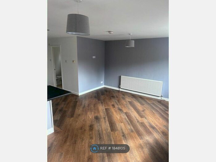 2 Bedroom Flat To Rent In Parkview Road, Sheffield, S6