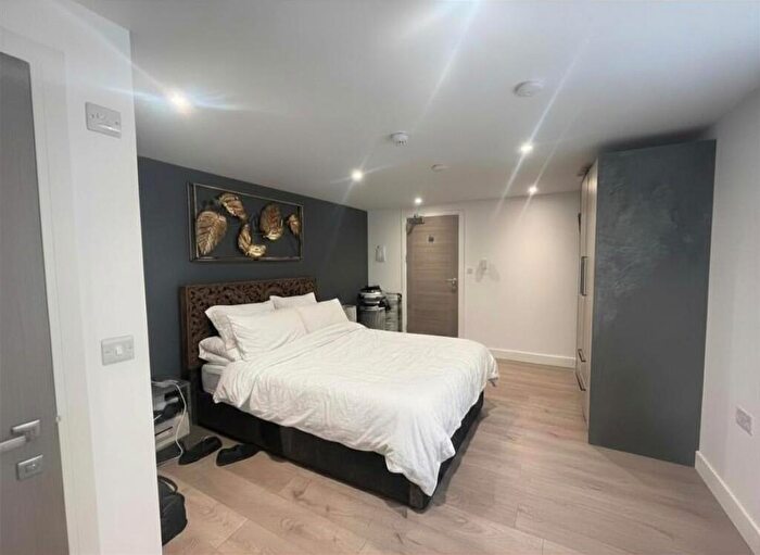 Studio To Rent In Broadway, Peterborough, PE1