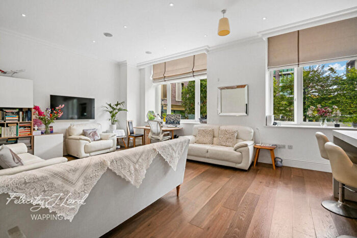 2 Bedroom Flat For Sale In Sterling Mansions, Leman Street, London, E1