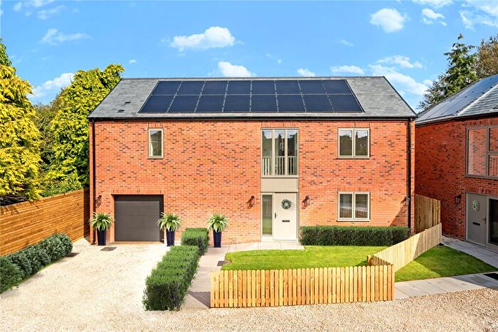 4 Bedroom Detached House For Sale In Boroughbridge Road, Bishop Monkton, HG3