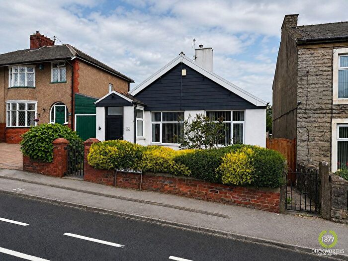 2 Bedroom Detached Bungalow For Sale In Norden View, Rishton, BB1