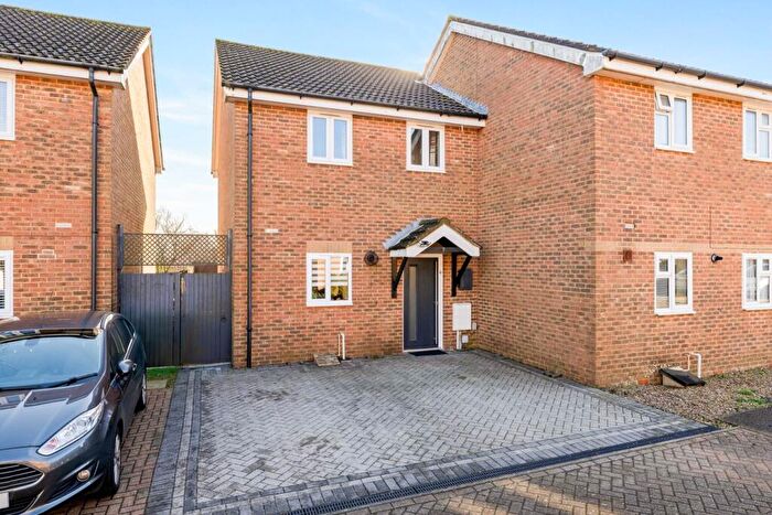 2 Bedroom Semi Detached House For Sale In Clouston Close, Hawkinge, Folkestone, CT18