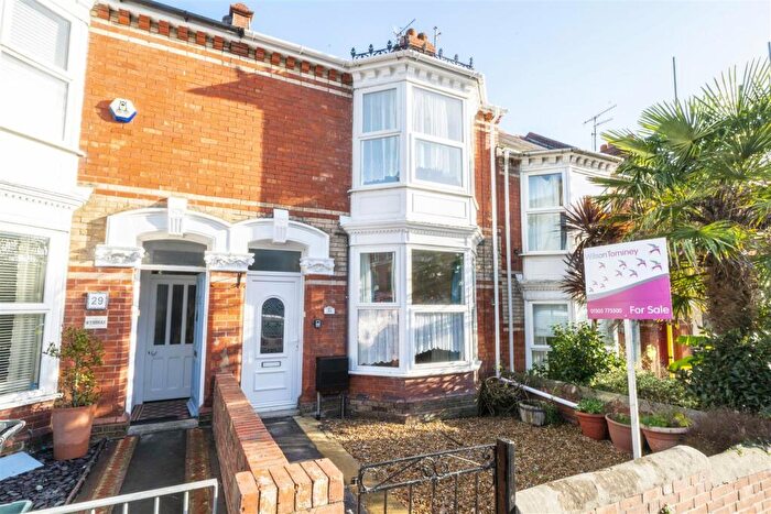 3 Bedroom Terraced House For Sale In Newberry Road, Weymouth, DT4