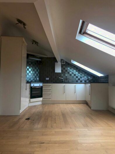 1 Bedroom Flat To Rent In Manchester Road, Bury, BL9