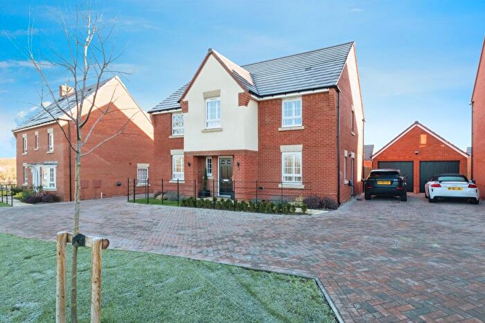 4 Bedroom Detached House For Sale In Yellow Brick Road, Winslow, Buckingham, MK18