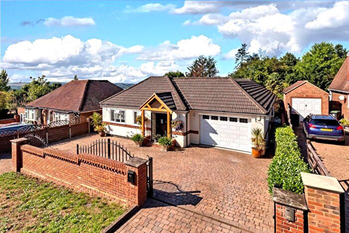 2 Bedroom Detached Bungalow For Sale In Barn Hill, Roydon, CM19