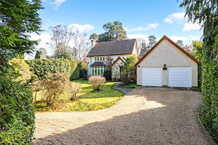 4 Bedroom Detached House For Sale In Stonehill Road, Headley Down, Bordon, Hampshire, GU35