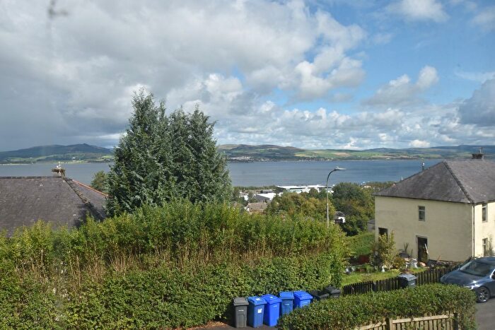 2 Bedroom Flat To Rent In Mackie Avenue, Port Glasgow, PA14