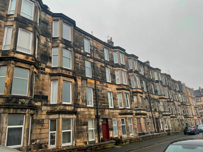 2 Bedroom Flat To Rent In Walker Street, Paisley, Renfrewshire, PA1