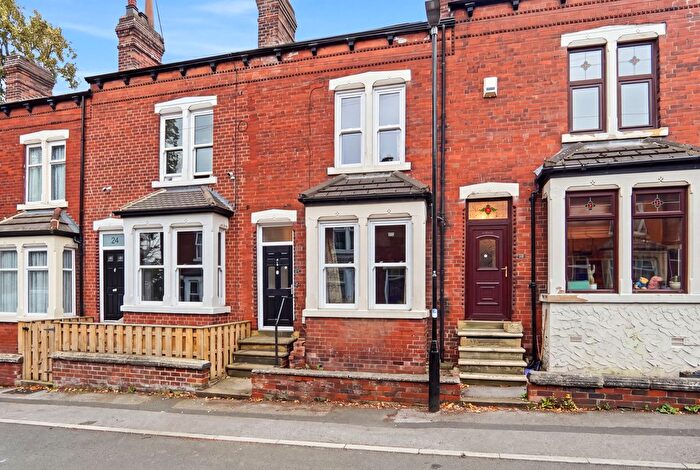 3 Bedroom Terraced House For Sale In St Peters Mount, Bramley, Leeds, LS13