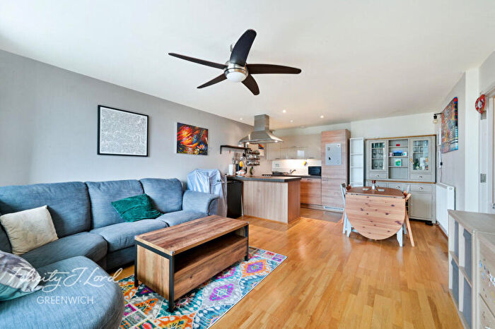 2 Bedroom Apartment For Sale In Little Thames Walk, London, SE8