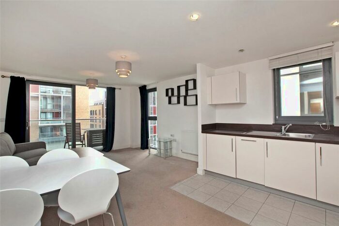 2 Bedroom Flat To Rent In Ocean House, E8