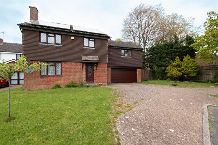 6 Bedroom Detached House For Sale In Crecy Close, St. Leonards-On-Sea, TN37