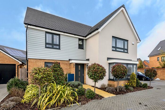 5 Bedroom Detached House To Rent In Steele Walk, Wootton, Bedford, MK43