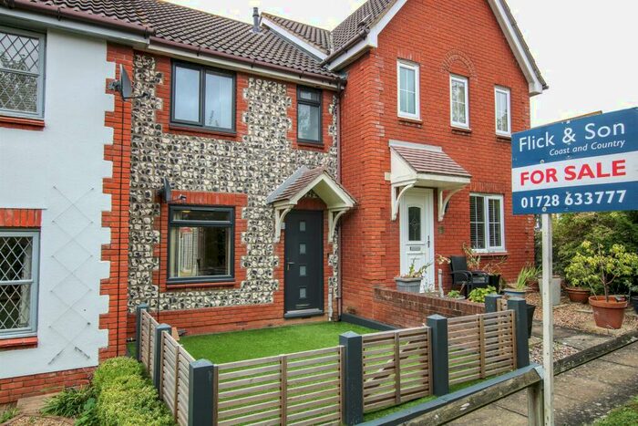 2 Bedroom Terraced House For Sale In Saxmundham, Suffolk, IP17