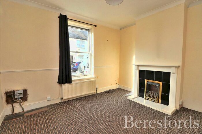 2 Bedroom Semi-Detached House To Rent In Orchard Street, Chelmsford, CM2
