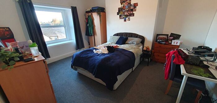 4 Bedroom Flat To Rent In Woodville Road, Cathays, Cardiff, CF24