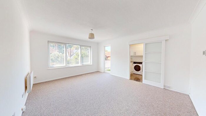 1 Bedroom Flat To Rent In Davigdor Road, Hove, BN3