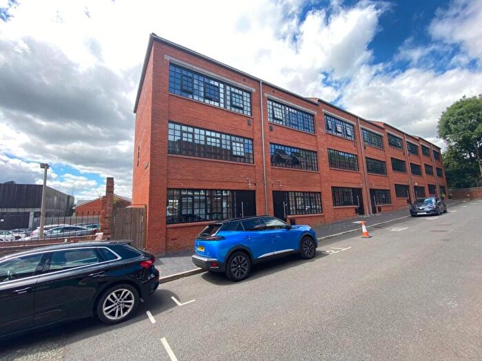 3 Bedroom End Of Terrace House To Rent In Smiths Row, Pemberton Street, Jewellery Quarter, Birmingham, B18