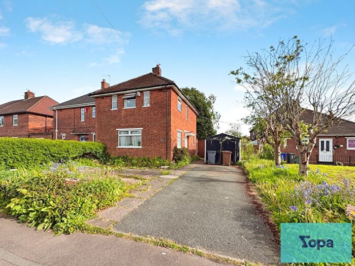3 Bedroom Semi-detached House For Sale In Beaconsfield Drive, Blurton, Stoke-On-Trent, ST3