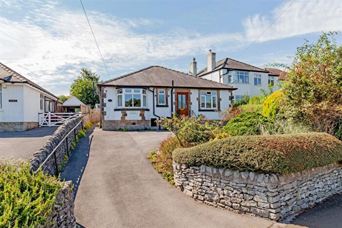 2 Bedroom Detached Bungalow For Sale In Ashford Road, Bakewell, DE45