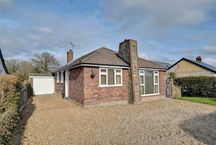 2 Bedroom Detached Bungalow For Sale In Ashford Road, Bethersden, TN26